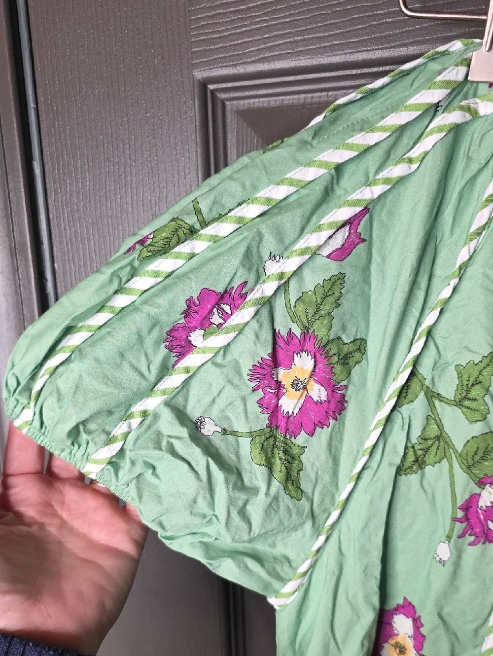 Entro Green Floral Peasant Dress with Puff Sleeves Size Small